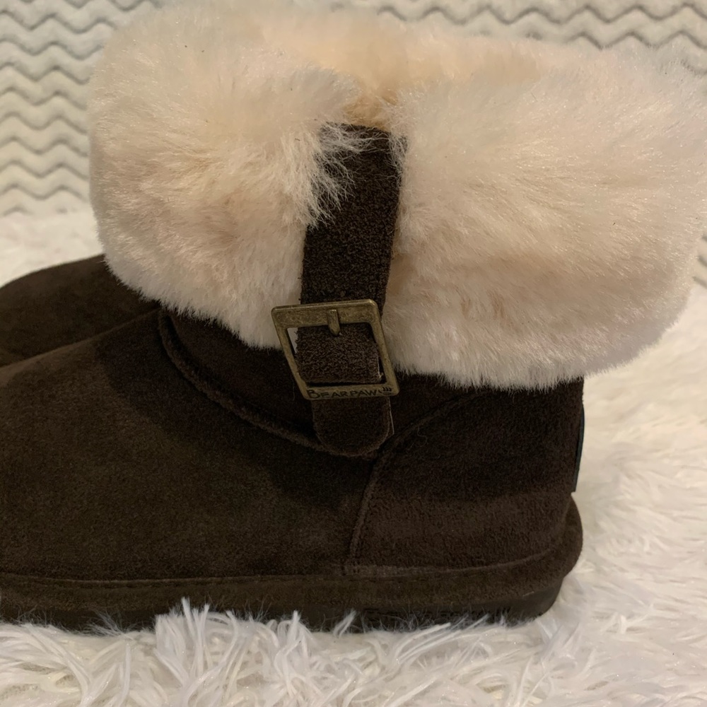 Bearpaw Boot New Size 7 - image 6